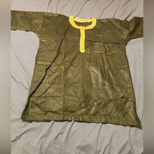 Mens African wear ( shirt) XL